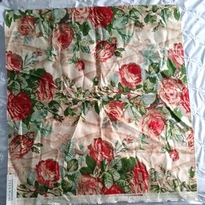 Vintage 1991 Monkwell Lee Jofa Lambourne  Red Rose English Green 24"x24" Remnant